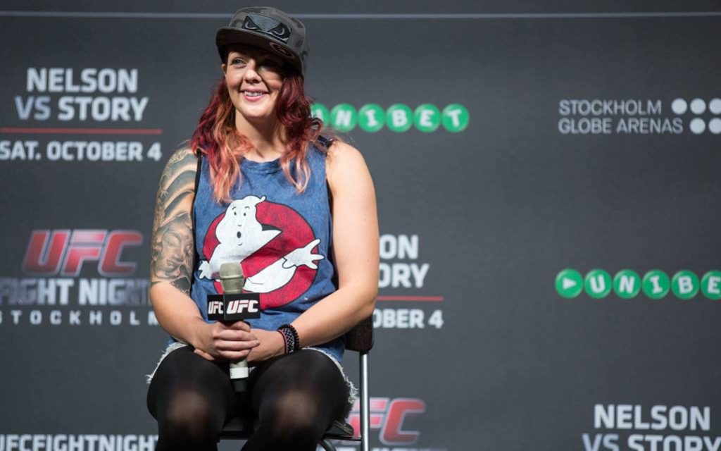 Joanne Calderwood powróci już na UFC 203 i zawalczy z Jessicą Andrade