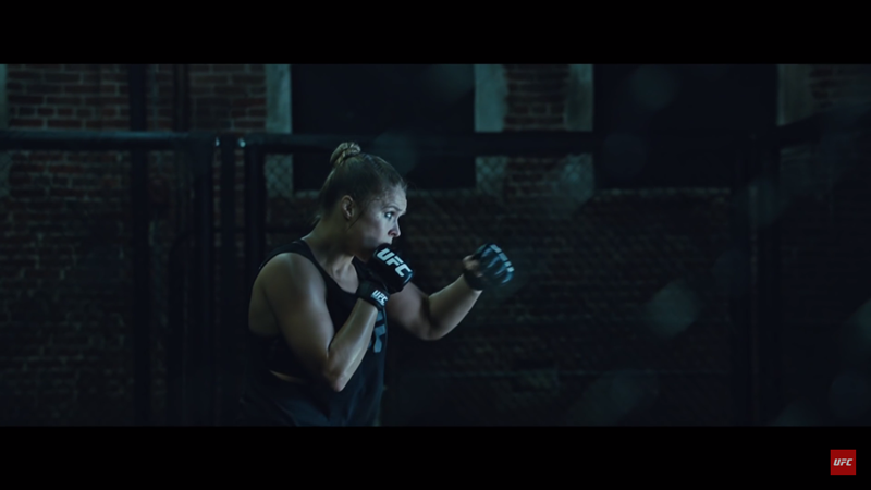Zapowiedź UFC 207 z powracającą Rondą Rousey [wideo]