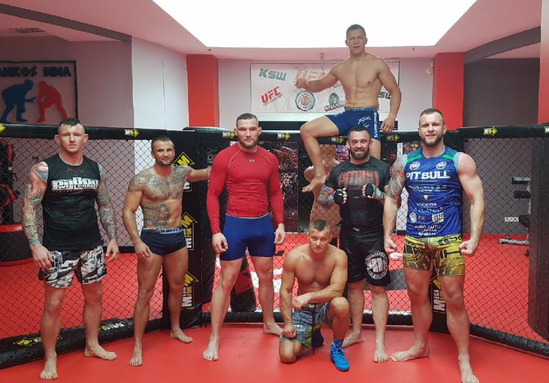 Daniel Omielańczuk odwiedził klub Ankos MMA, powoli kończąc obóz przygotowawczy przed UFC 213