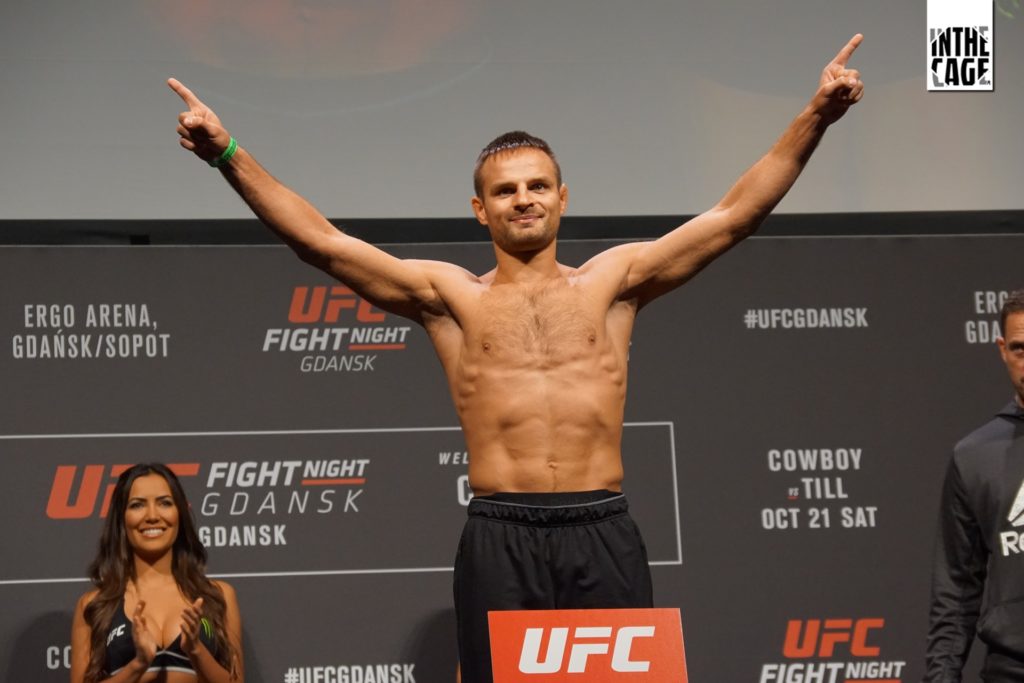 Damian Stasiak zapowiada kolejną walkę w UFC: „Kontrakt podpisany”