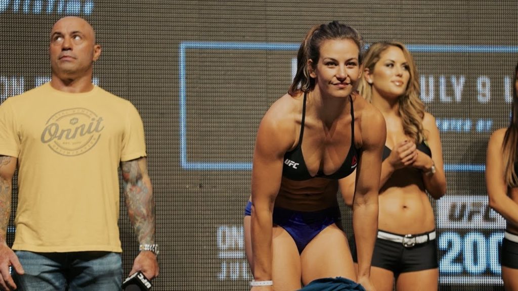 BABSKIM OKIEM: Miesha Tate typuje przystojniaka nr 1 w UFC [FOTO]