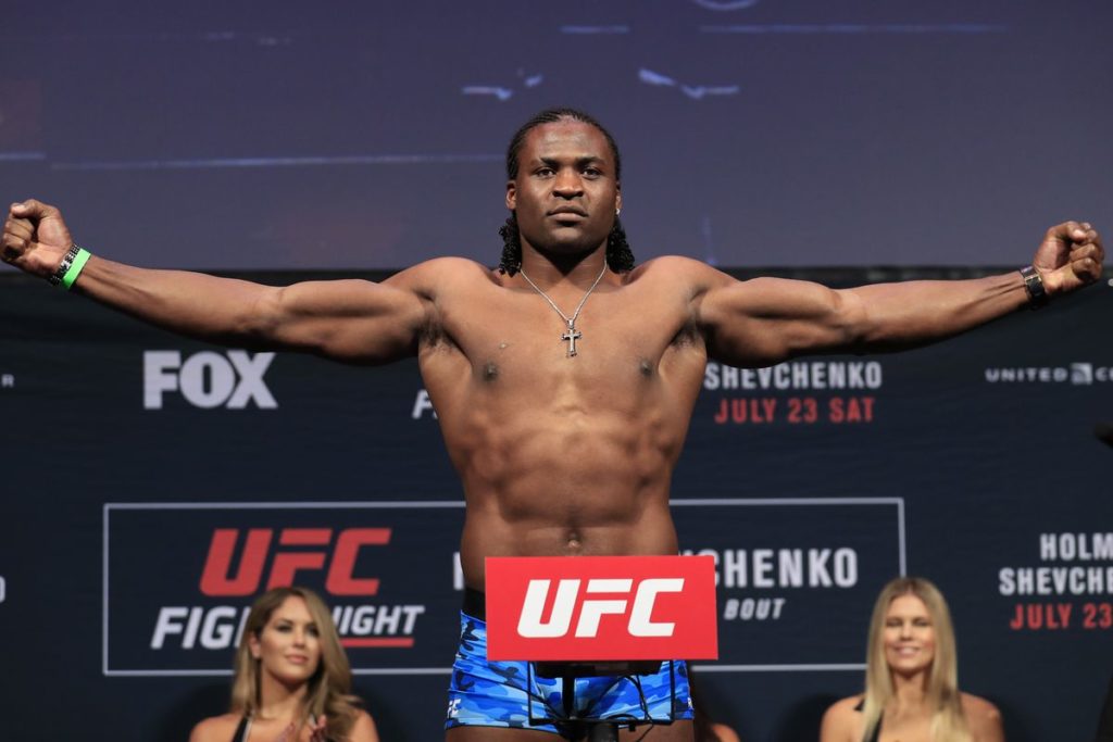 Francis Ngannou rekordzistą świata w sile ciosu [WIDEO]