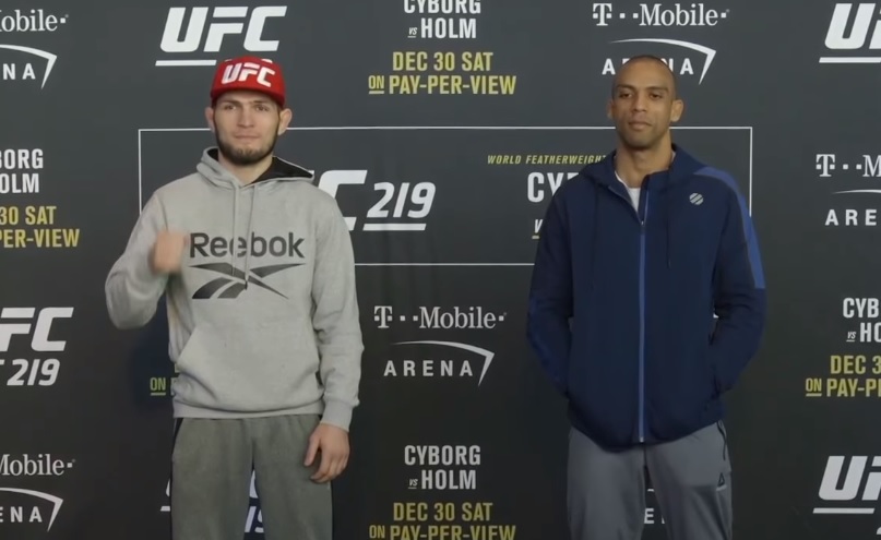 Spotkania twarzą w twarz bohaterów gali UFC 219 [WIDEO]