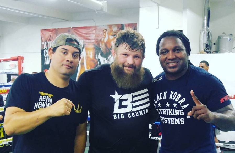 Roy Nelson na ciężkich treningach przed ćwierćfinałem turnieju Bellatora [WIDEO]