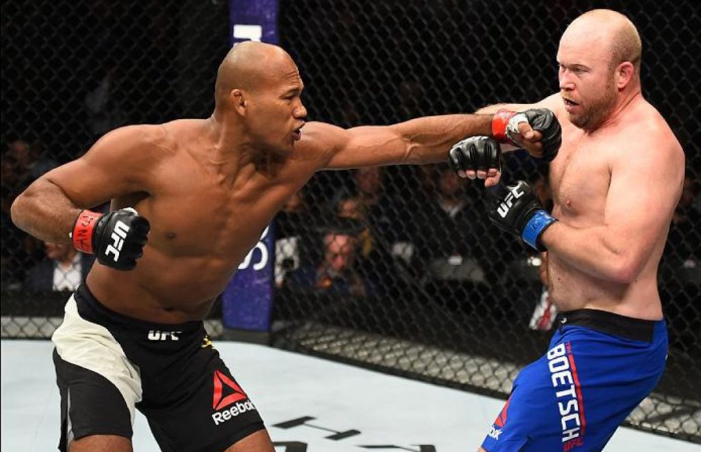 Darmowa walka od UFC: Ronaldo Souza vs. Tim Boetsch [WIDEO]