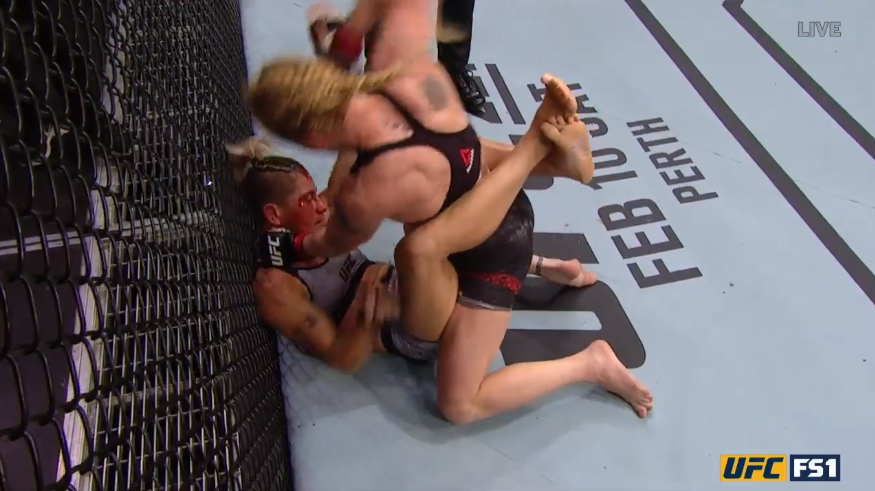 UFC Fight Night 125: Valentina Shevchenko demoluje Priscilę Cachoeirę [WIDEO]