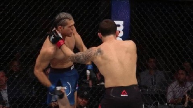 Brian Ortega w fenomenalnym stylu kończy Frankiego Edgara na gali UFC 222 [WIDEO]