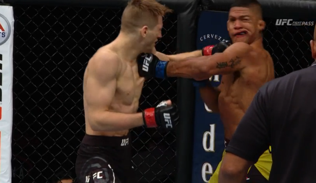 UFC 226: Dan Hooker nokautuje Gilberta Burnsa w 1 rundzie [WIDEO]