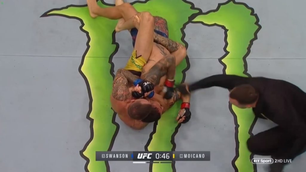 UFC 227: Renato Moicano szybko poddaje Cuba Swansona [WIDEO]