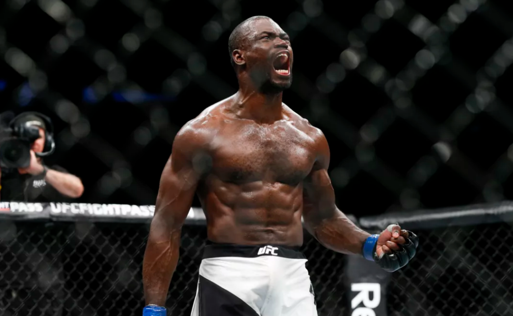 Uriah Hall przywita w oktagonie niepokonanego debiutanta na gali UFC 232