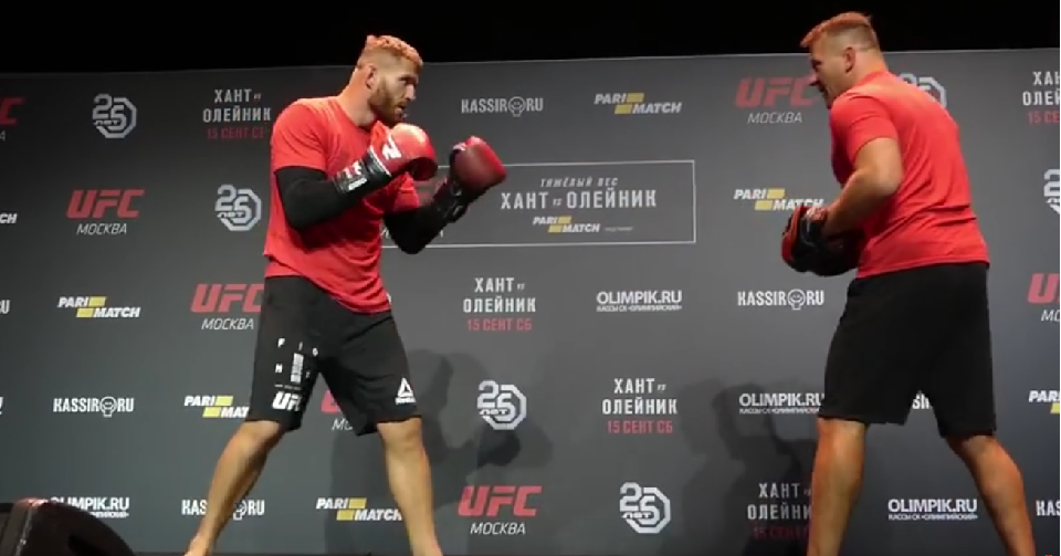 UFC Moskwa: Jan Błachowicz na otwartym treningu – jest forma! [WIDEO]