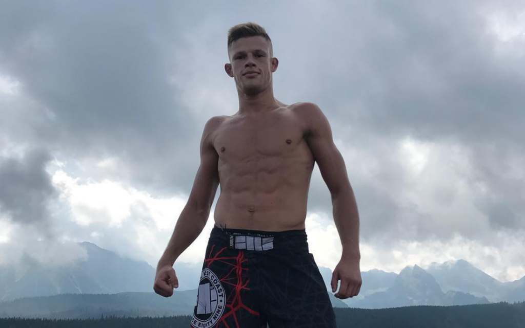 Jakub Wikłacz wypada z walki o pas Cage Warriors. Jack Shore z nowym rywalem