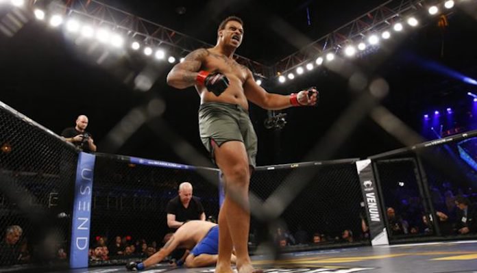 Kontrowersyjny Greg Hardy stoczy kolejną walkę, ale wciąż poza UFC