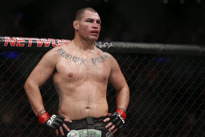 110_Fabricio_Werdum_vs_Cain_Velasquez.0.0