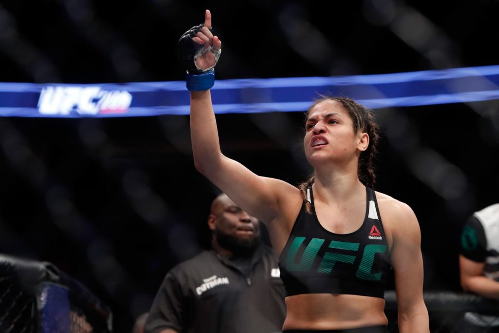 Cynthia Calvillo powraca do oktagonu po 9-miesięcznym zawieszeniu na gali UFC w Argentynie