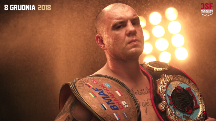 Tomasz Sarara nowym mistrzem DSF Kickboxing Challenge! Co za nokaut! [WIDEO]