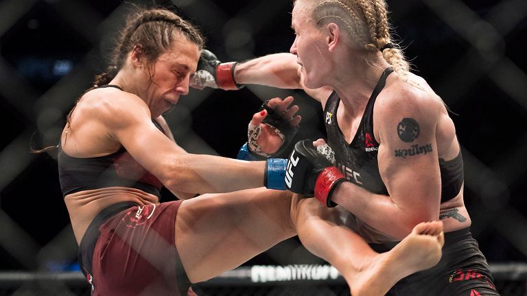 UFC 231: Joanna Jędrzejczyk pokonana w walce o pas kategorii muszej