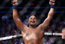 Daniel Cormier chce walki z Brockiem Lesnarem: Niech się dzieje