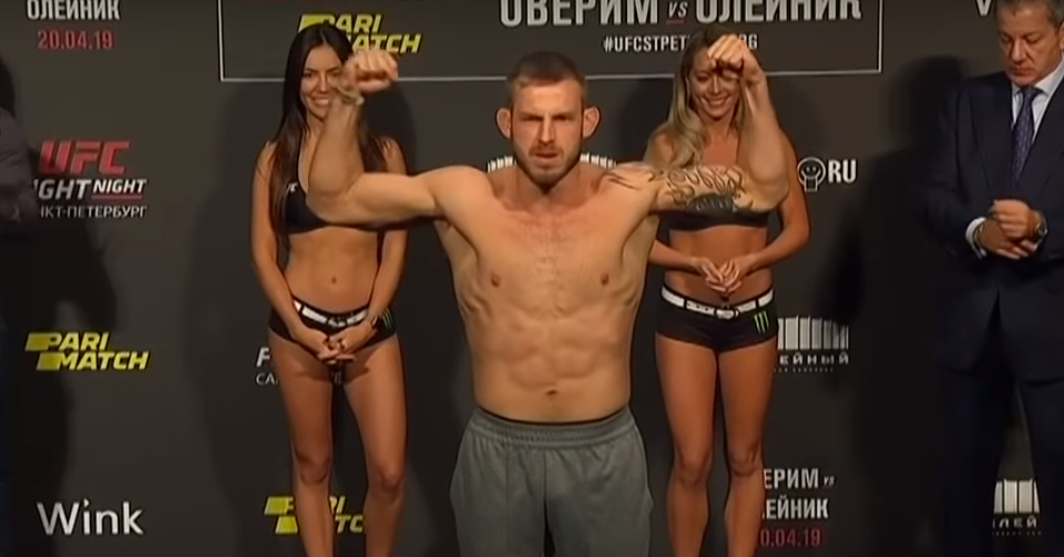 UFC St. Petersburg: Krzysztof Jotko dominuje Alena Amedovskiego i wraca na zwycięską ścieżkę