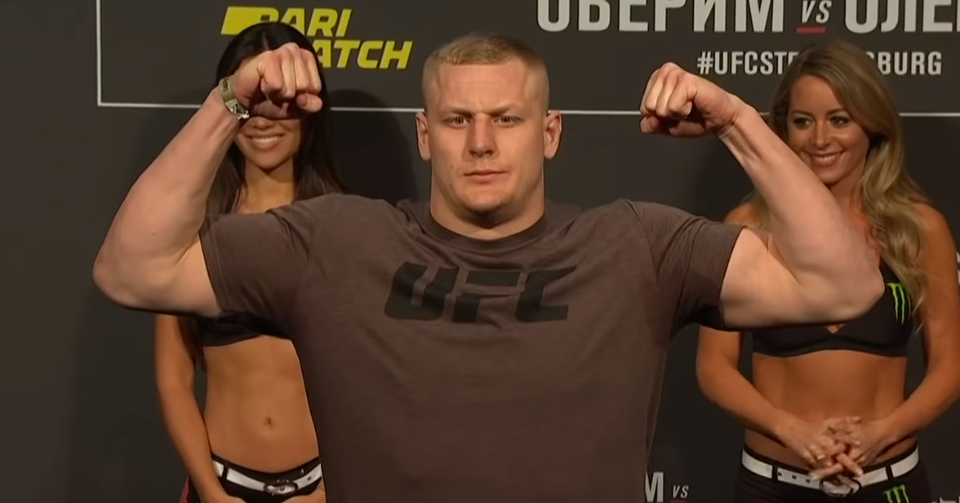 UFC St. Petersburg: Kanonada ciosów Sergei’a Pavlovicha kończy pojedynek w wadze ciężkiej [WIDEO]