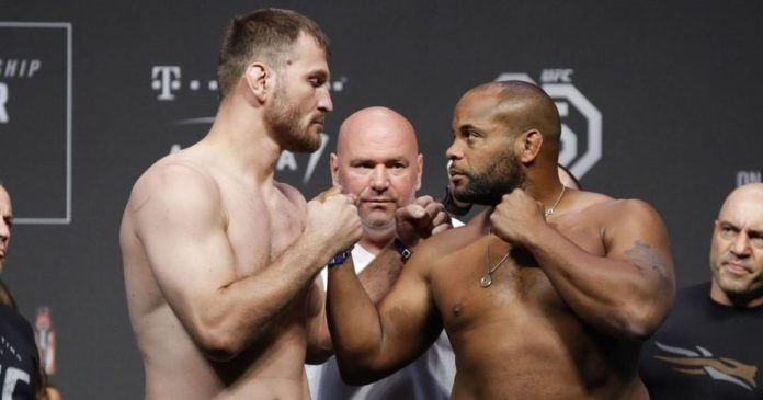 007_stipe_miocic_and_daniel_cormier_2-0