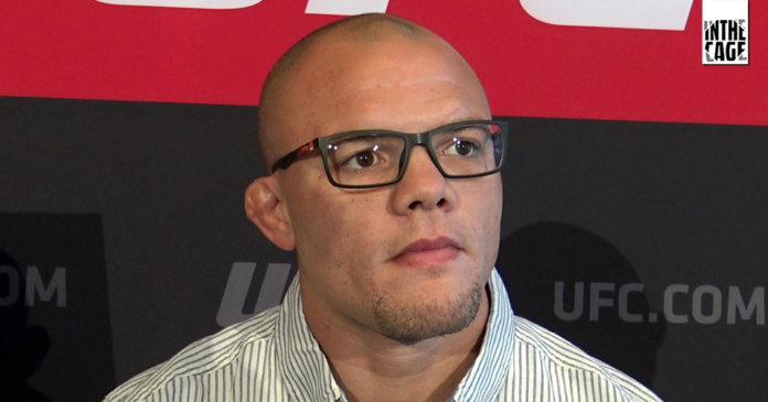 Anthony Smith