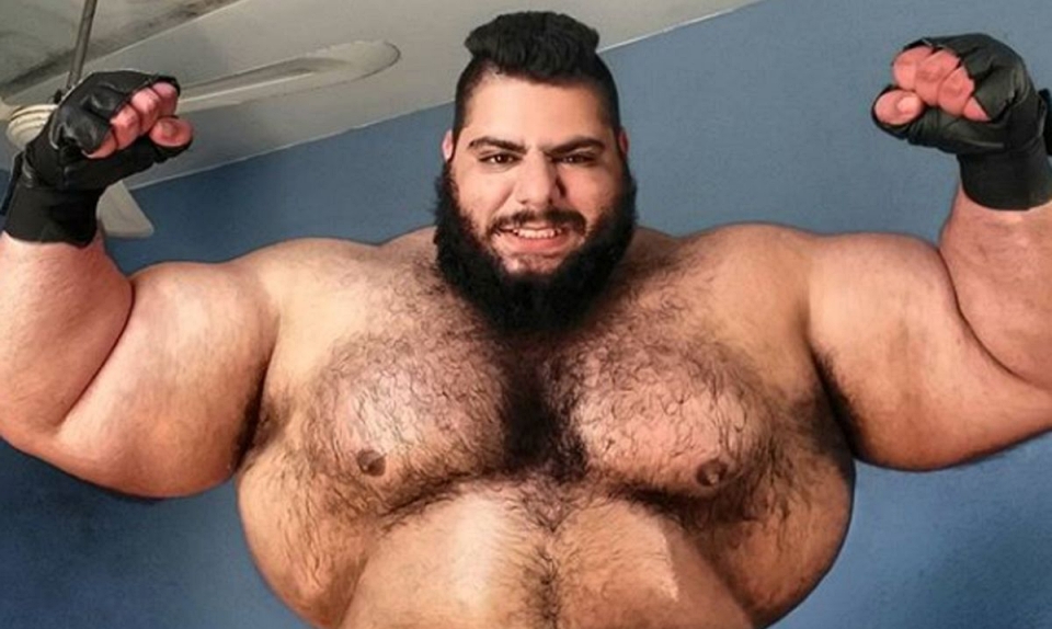 „Irański Hulk” podpisał kontrakt z BKFC i spróbuje swoich sił w walkach na gołe pięści