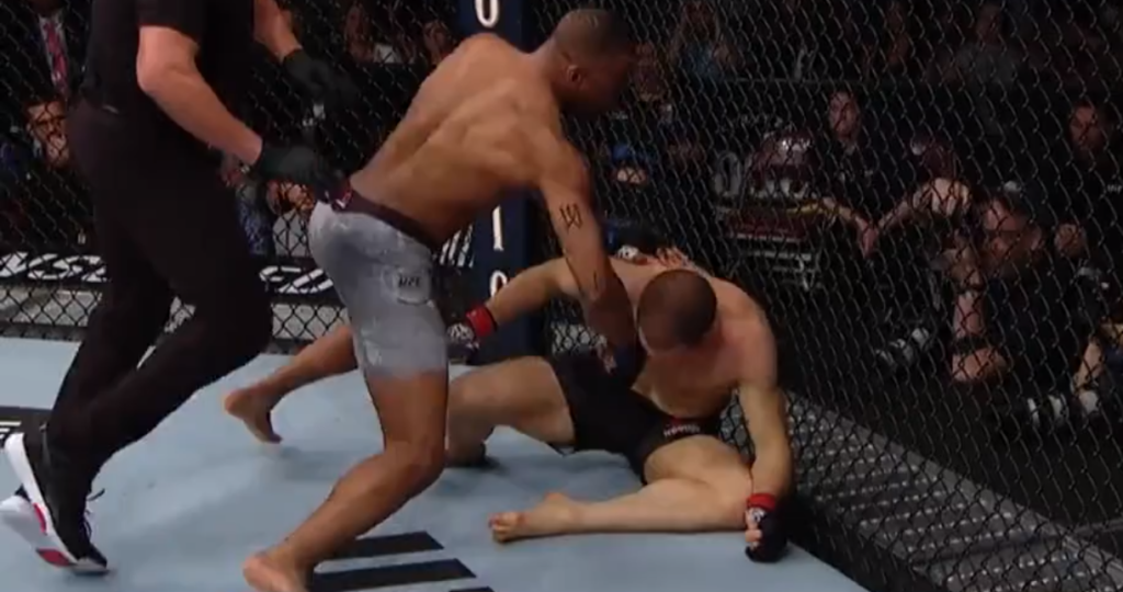 UFC 247: Khaos Williams rozwalił Alexa Morono w 27 sekund [WIDEO]