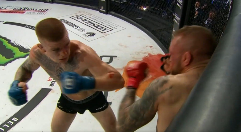 Mateusz Piskorz przegrywa przez TKO na gali Bellator Dublin [WIDEO]