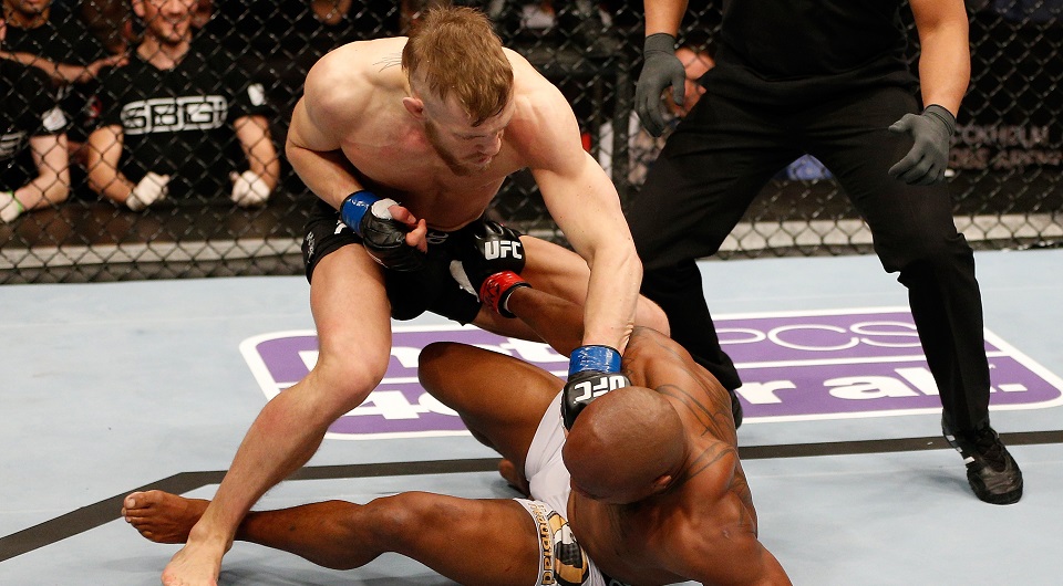 Conor McGregor rozpoczyna swoją przygodę z UFC. Organizacja przypomina debiutancką walkę Irlandczyka [WIDEO]
