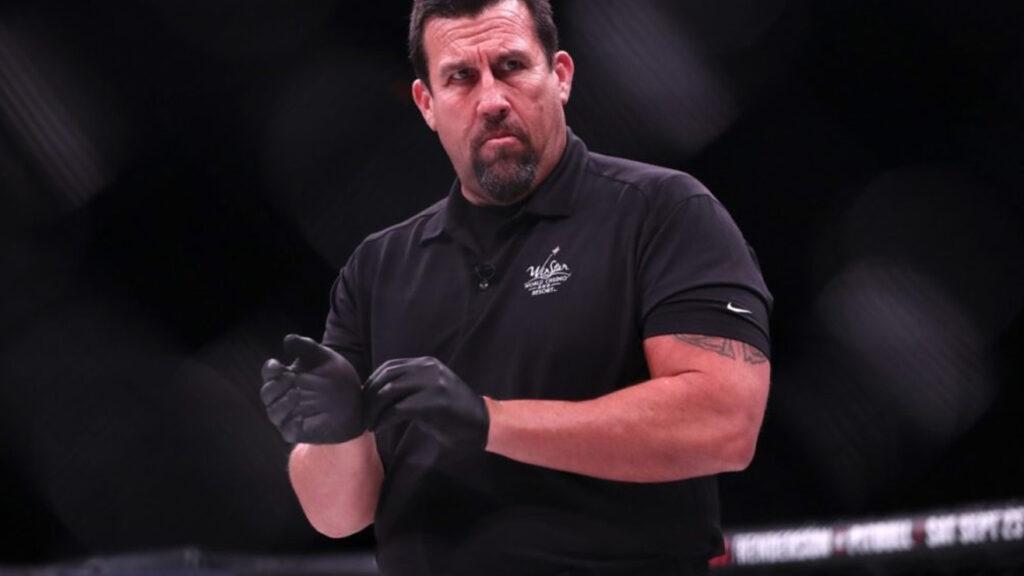 „Jest to odpowiedni moment” – John McCarthy o organizacji gali UFC 249