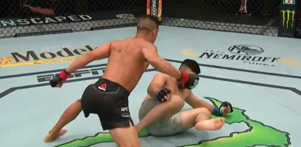 UFC on ESPN 10: Tyson Nam potwornie ciężko znokautował Zarrukha Adasheva w 32 sekundy [WIDEO]