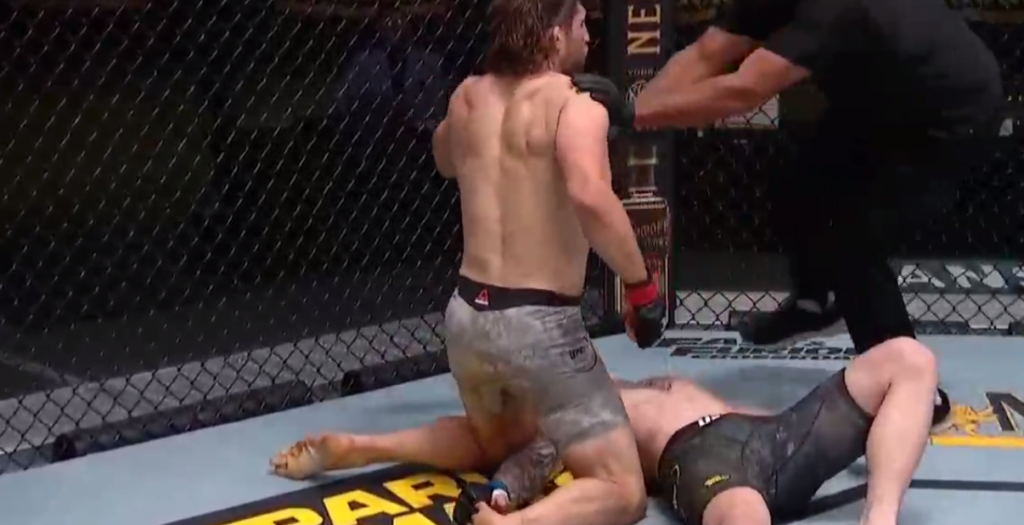 UFC on ESPN+ 32: Andrew Sanchez potwornie ciężko znokautował Wellingtona Turmana [WIDEO]