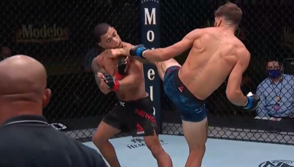 UFC on ESPN+ 36: Randy Costa ciężko znokautował Journeya Newsona w 41 sekund [WIDEO]