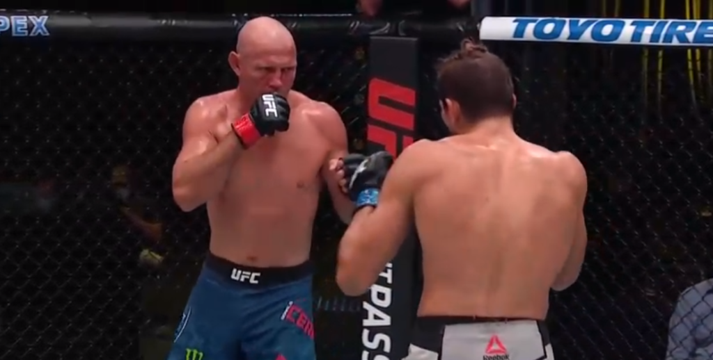 UFC on ESPN+ 36: Donald „Kowboj” Cerrone większościowo zremisował z Niko Pricem