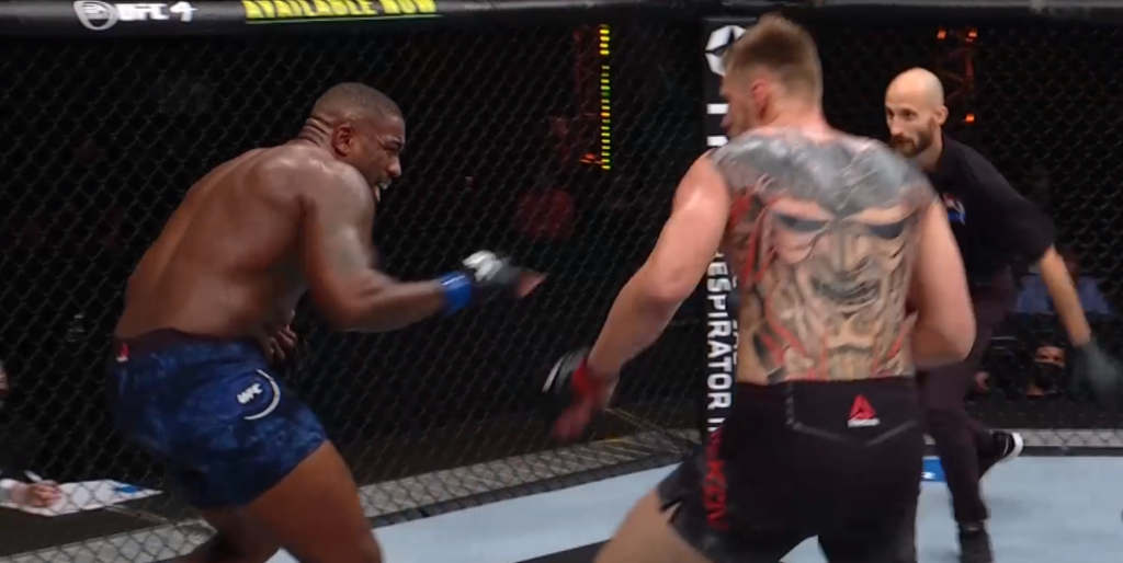 UFC 254: Alexander Volkov znokautował Walta Harrisa kopnięciem na wątrobę [WIDEO]