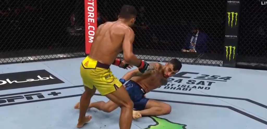 UFC on ESPN+ 37: Edson Barboza wypunktował Makwana Amirkhaniego