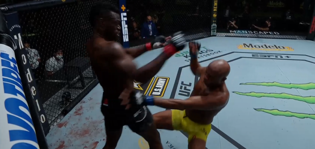 UFC on ESPN+ 39: Uriah Hall znokautował Andersona Silvę w 4. rundzie [WIDEO]