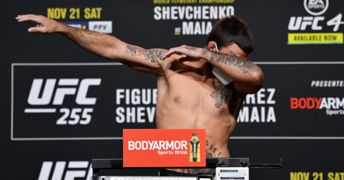 Mike Perry UFC 255