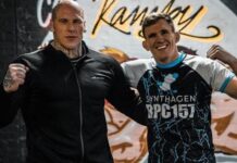 Treningi z byłym mistrzem KSW. Tak Martyn Ford szykuje się do debiutu w MMA