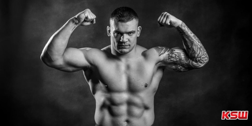 OFICJALNIE: Były zawodnik UFC Darko Stosic podpisał kontrakt z KSW