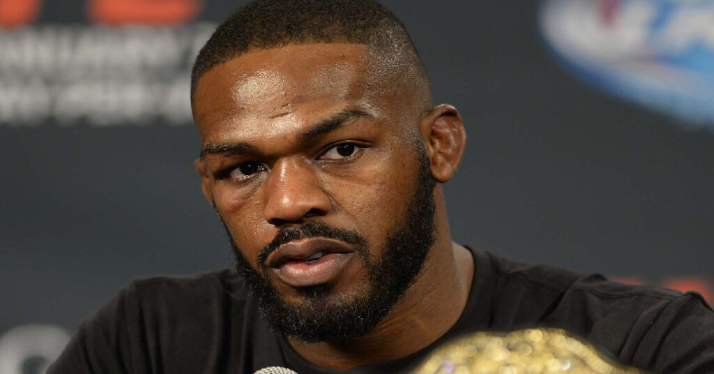 Jon Jones aresztowany. Wśród zarzutów naruszenie nietykalności cielesnej