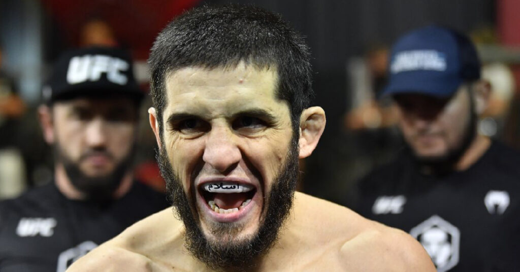 Islam Makhachev na UFC Vegas 49 planuje dyskusję z rywalem: „Sprowadzę go do parteru i zadam parę pytań”