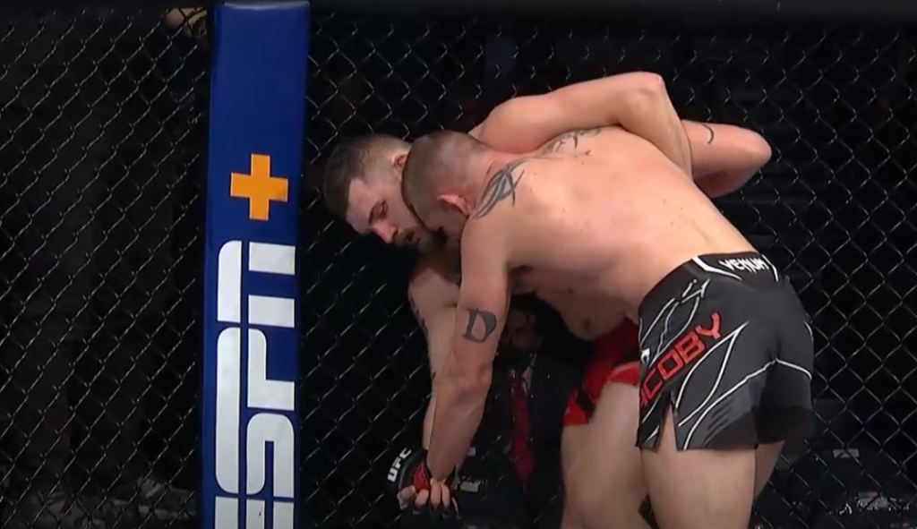UFC 272: Dustin Jacoby jednogłośnie lepszy od Michała Oleksiejczuka