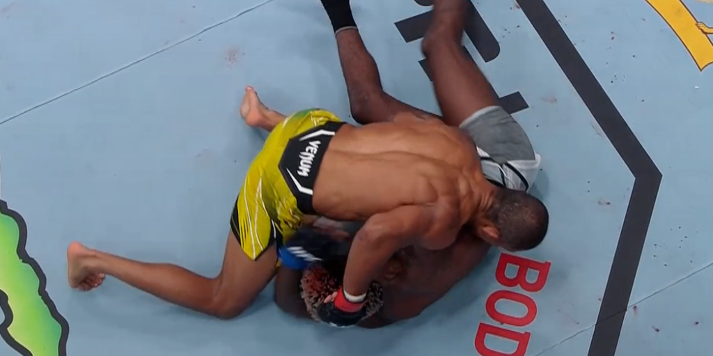 UFC Vegas 61: Raoni Barcelos zdominował Trevina Jonesa