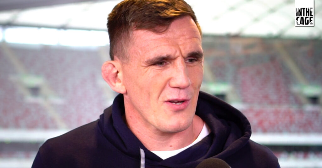 „Ta walka powinna być o pas” – Scott ASKHAM przed trylogią z KHALIDOVEM na XTB KSW Colosseum 2 [WYWIAD]