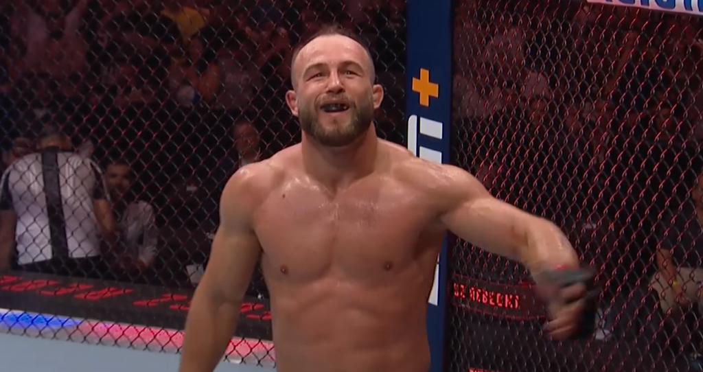 UFC Jacksonville: Mateusz Rębecki zdemolował Loika Radzhabova! [WIDEO]