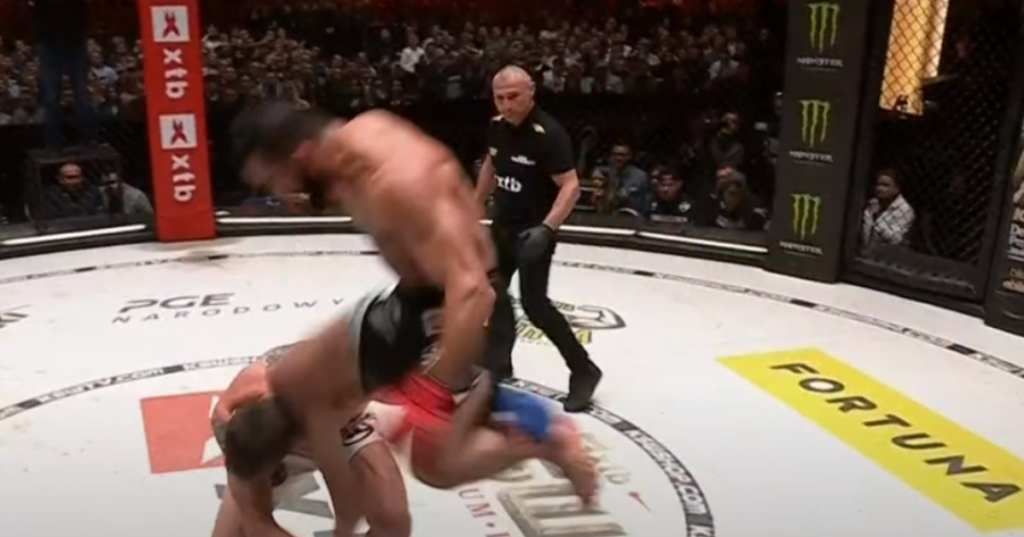 XTB KSW Colosseum 2: Khalidov widowiskowo zamyka trylogię [WIDEO]