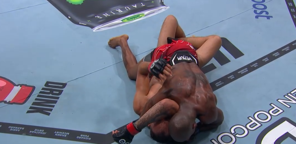 UFC 291: Ferguson uduszony przez Greena! [WIDEO]