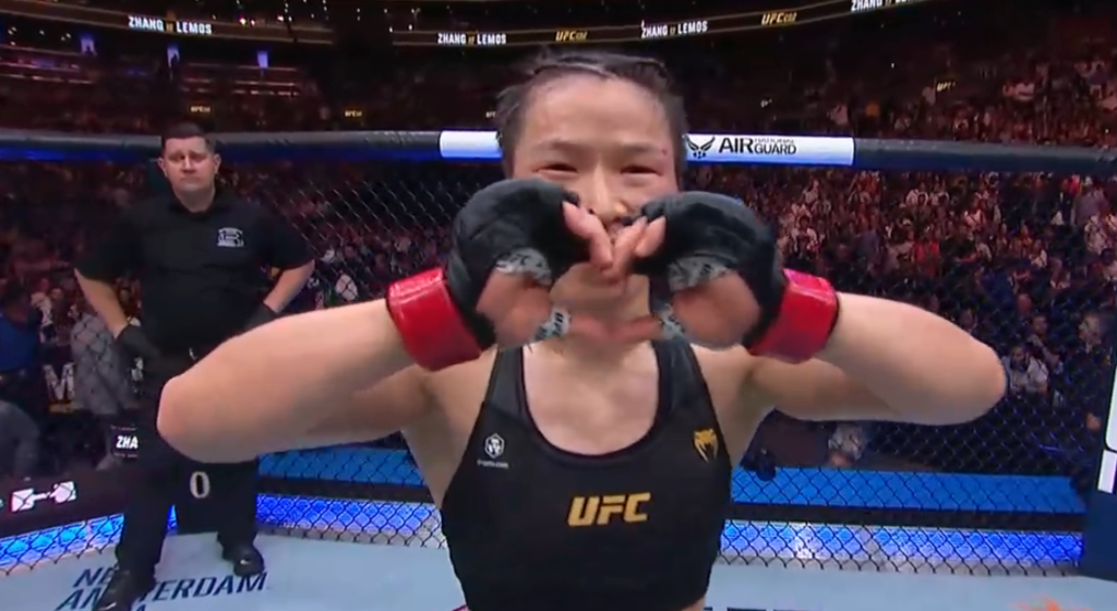 UFC 292: Zhang zdominowała Lemos na pełnym dystansie